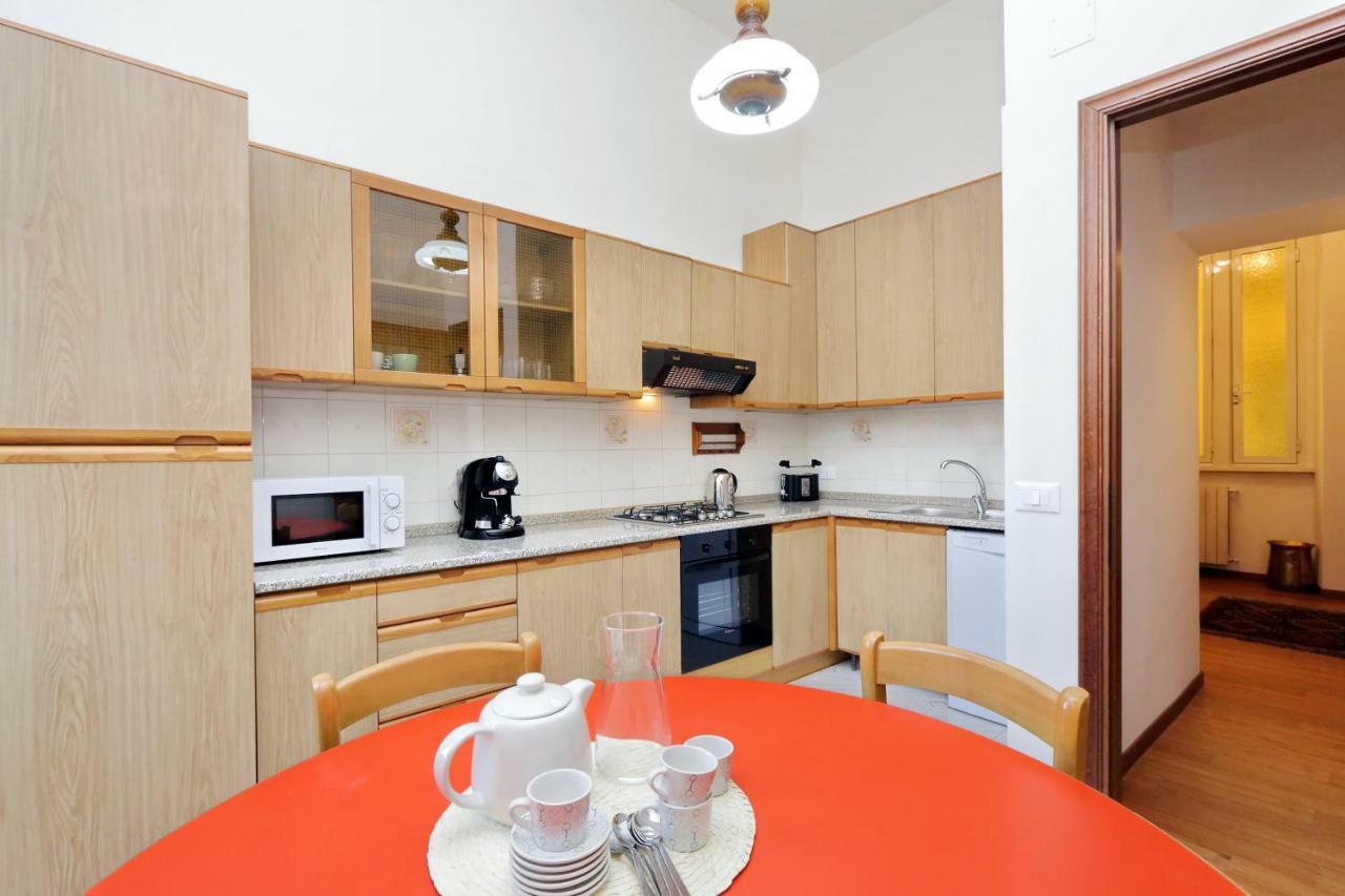 Conte Verde Apartment Рим Екстериор снимка