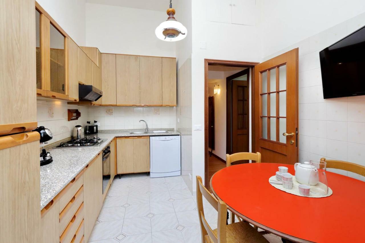 Conte Verde Apartment Рим Екстериор снимка