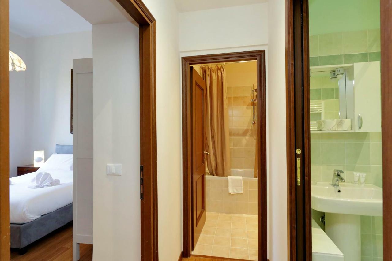 Conte Verde Apartment Рим Екстериор снимка